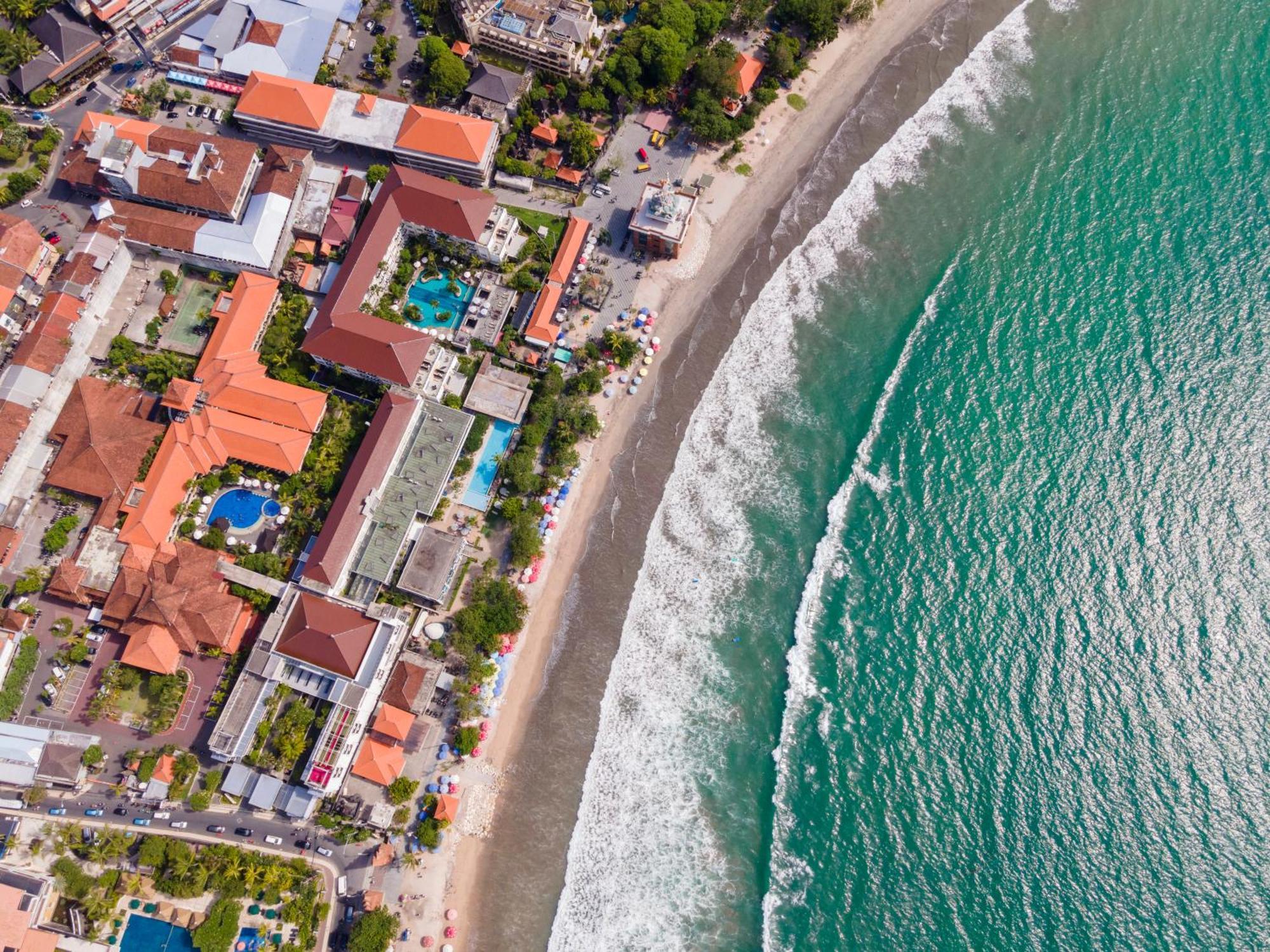 Truntum Kuta Bali Hotel Exterior foto